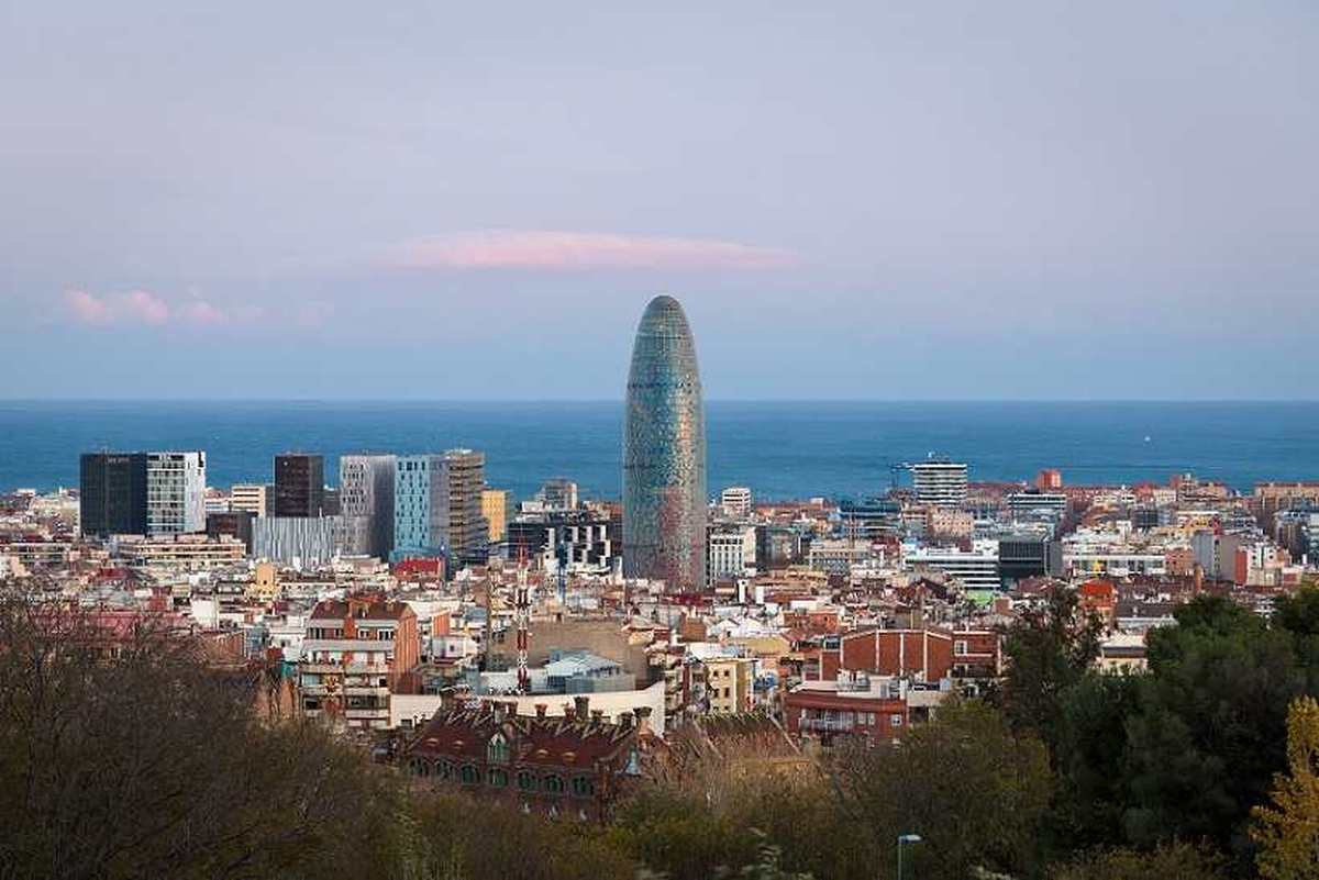 Panoramica di Barcellona & Torre Agbar